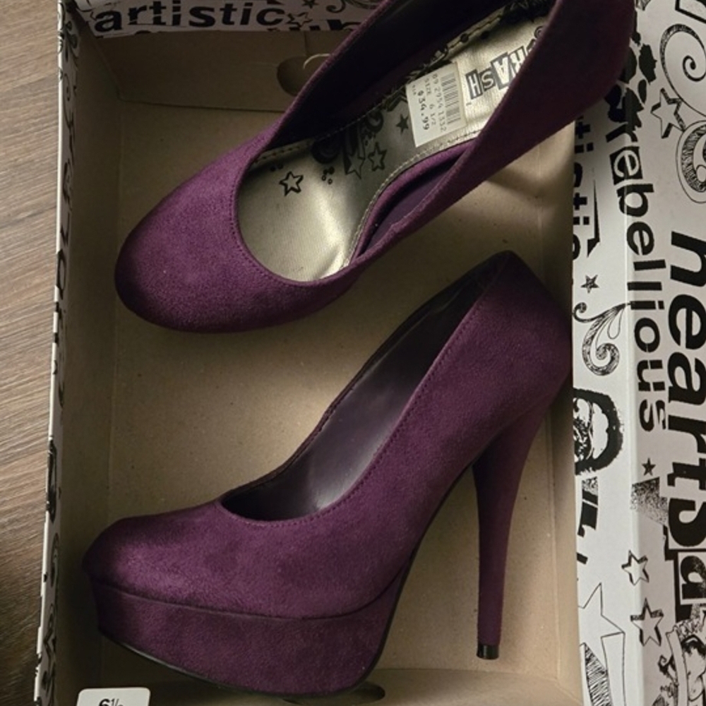 Brash Deep Purple Platform Heels